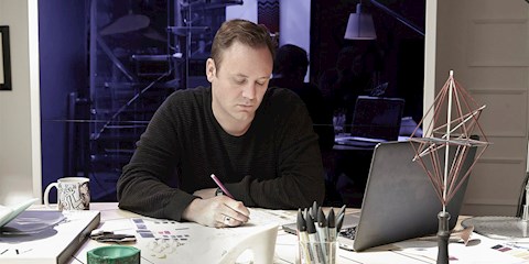 NICHOLAS KIRKWOOD’UN SÜRDÜRÜLEBİLİR KOLEKSİYONU