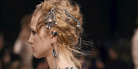 SAÇ AKSESUARI AŞKINIZA CEVAP OLACAK INSTAGRAM HESABI