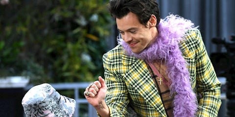 HARRY STYLES’IN GÜZELLİK MARKASI BURADA!