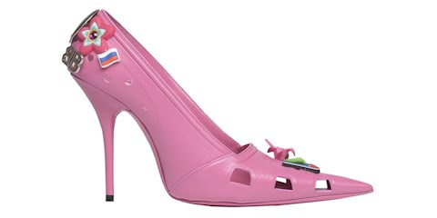 BALENCIAGA’DAN SİVRİ TOPUKLU CROCS