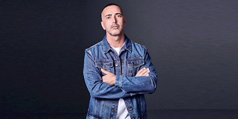 HERKESİ GİYDİRMEK İÇİN DOĞDU 