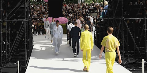 KIM JONES, DIOR HOMME KOLEKSİYONUNU TANITTI