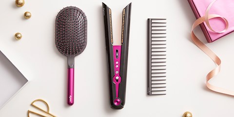 DYSON'DAN ANNELER GÜNÜ'NE ÖZEL HEDİYE SETLERİ