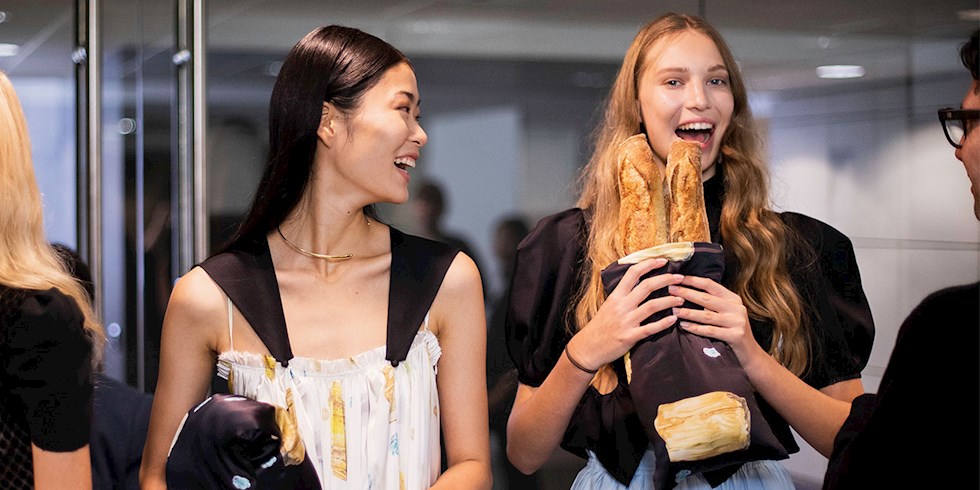 SAÇ UZAMASINI HIZLANDIRAN BESİNLER