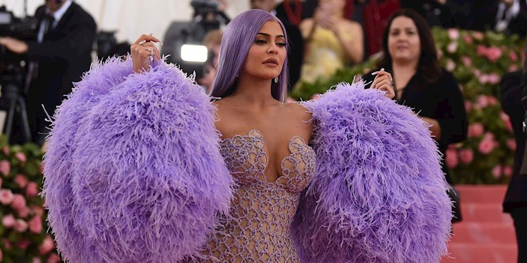 KYLIE JENNER'IN SAĞLIKLI YAŞAM RUTİNİ 