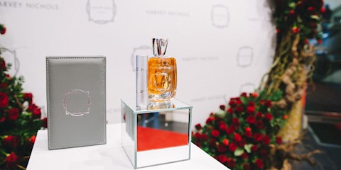 JUL ET MAD'İN YENİ PARFÜMÜ: SECRETS DU PARADIS ROUGE 