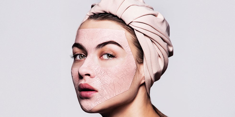 PARLAK BİR CİLT İÇİN ''ICON'' LAZER