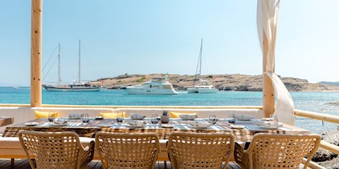  FOLIE RESTAURANT & SEA BODRUM’DA YAŞAMI KUTLUYORUZ