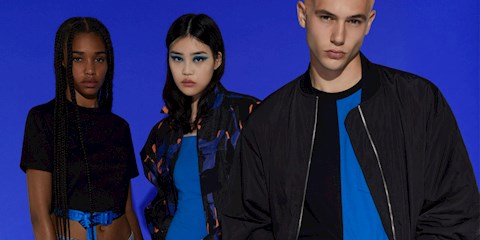 KARL LAGERFELD, Z KUŞAĞINA ODAKLANAN YENİ BİR MARKA KURDU 