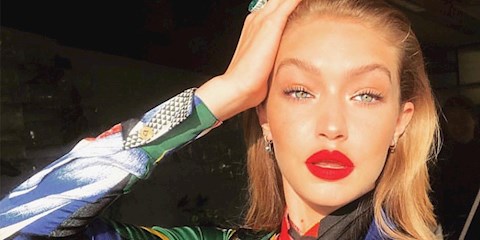 YENİ INSTAGRAM TRENDİ: MİGREN POZU