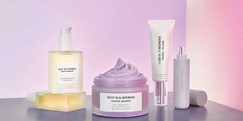 ARIANA GRANDE, VÜCUT BAKIM SERİSİ ÇIKARIYOR