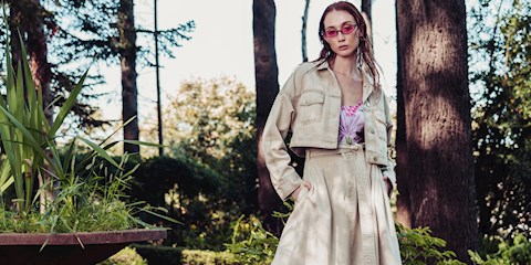 FASHION WEEK İSTANBUL: NİYAZİ ERDOĞAN İLKBAHAR /YAZ 2022 KOLEKSİYONU