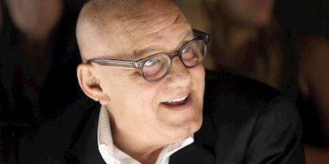 MAX AZRIA HAYATINI KAYBETTİ