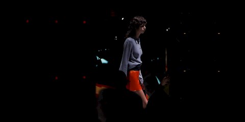 CANLI YAYIN: PRADA SONBAHAR-KIŞ 2022 DEFİLESİ