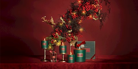 ATELIER REBUL’ÜN İKONİK YENİ YIL KOKULARI ÇİÇEK HEYKELLER İLE BULUŞTU