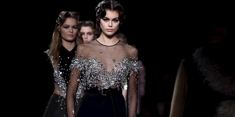 MIU MIU SONBAHAR-KIŞ 2020 DEFİLESİ