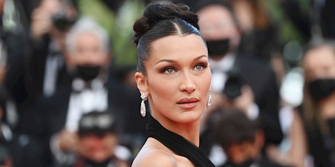 BELLA HADID’İN YENİ BİR İLİŞKİSİ VAR!