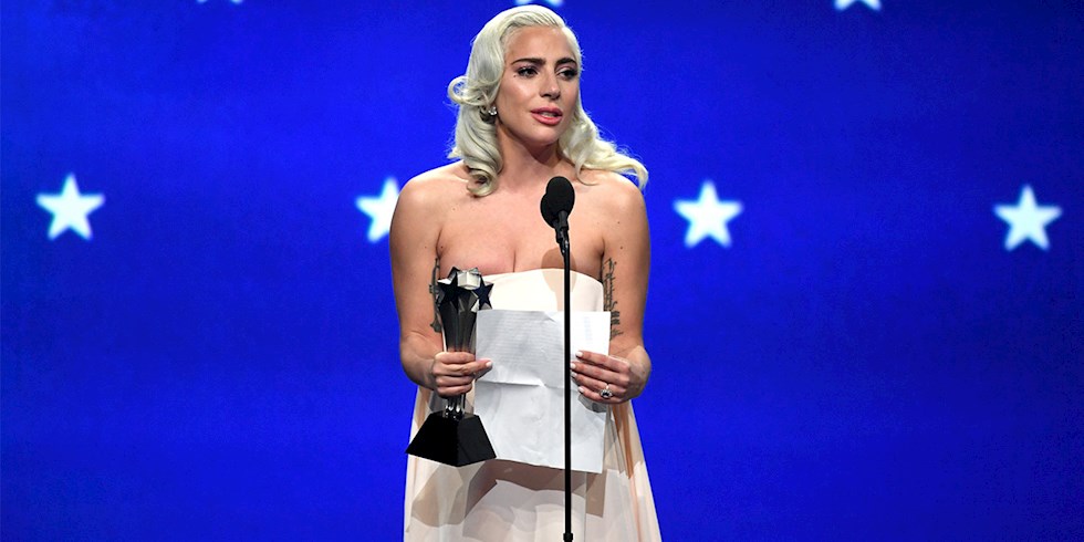 LADY GAGA'NIN SEVİNCİ YARIM KALDI!