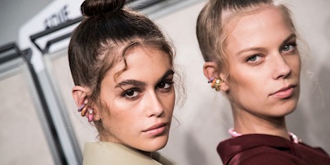 MAKYAJ ÇANTASININ VAZGEÇİLMEZİ: LIP GLOSS