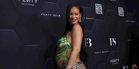 RIHANNA MİLYARDERLER LİSTESİNDE
