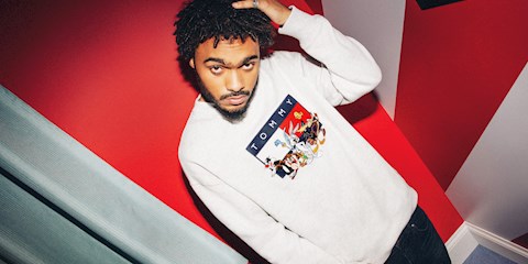 TOMMY JEANS X LOONEY TUNES