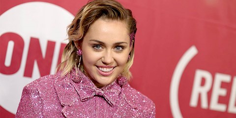 BLACK MIRROR DİZİSİNİN SÜRPRİZ OYUNCUSU