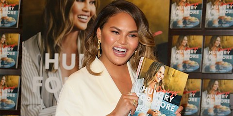 CHRISSY TIEGEN'İN LEZZİZ KIZARMIŞ TAVUK TARİFİ!