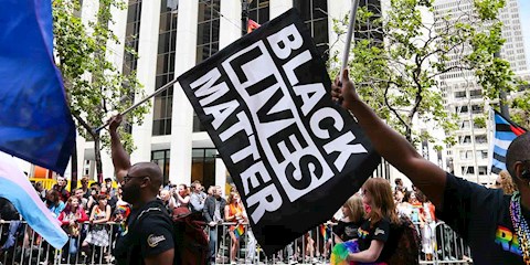 GEORGE FLOYD’UN ÖLÜMÜNE TEPKİLER BÜYÜYOR