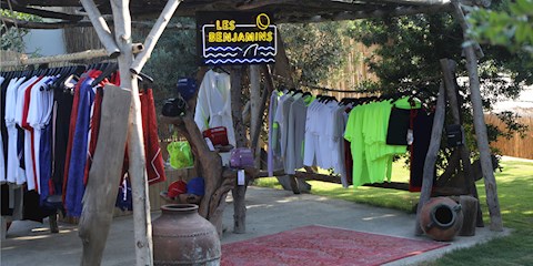 LES BENJAMINS THE BEACH OF MOMO’DA 