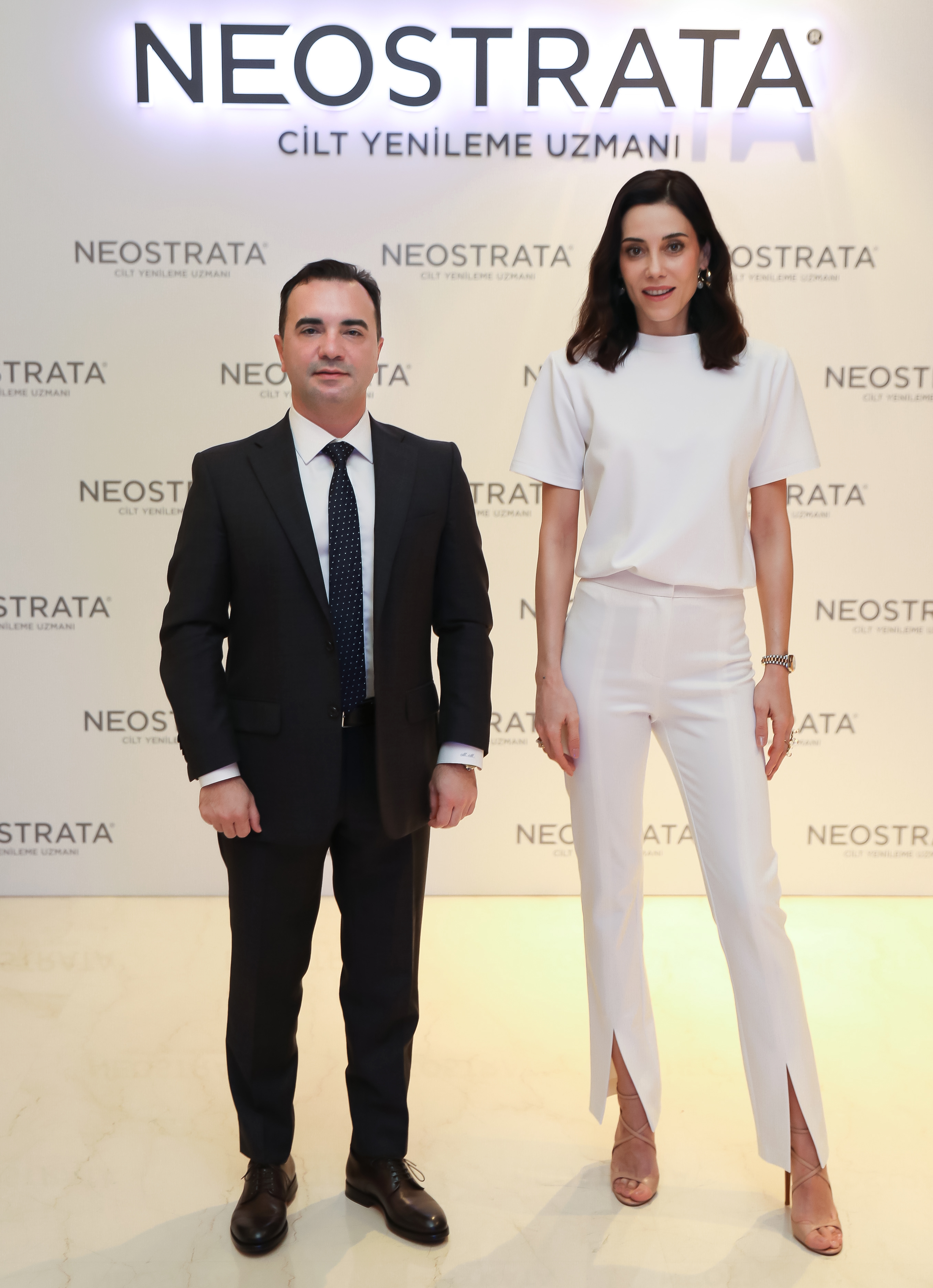 CANSU DERE IS THE BRAND FACE OF SKIN RENOVATION SPECIALIST NEOSTRATA