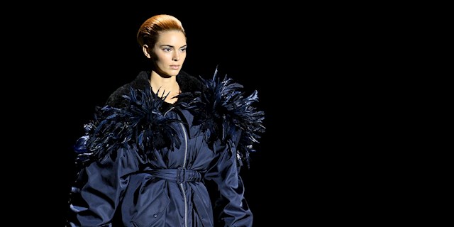 KENDALL JENNER KIZIL OLDU!