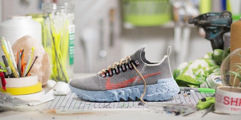 ÇEVREYE DUYARLI VE UZAYLI: NIKE SPACE HIPPIE