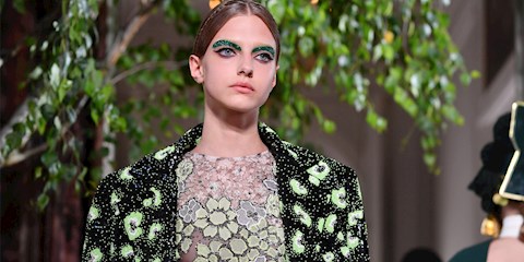 CANLI YAYIN: VALENTINO HAUTE COUTURE SONBAHAR-KIŞ 2021-2022 DEFİLESİ