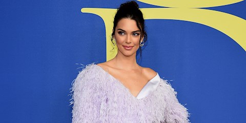 KENDALL JENNER'IN SÜRPRİZ GİRİŞİMİ 