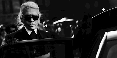 MET'İN YENİ SERGİSİNİN TEMASI KARL LAGERFELD OLACAK