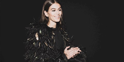 KAIA GERBER JIMMY CHOO’NUN SONBAHAR 2019 KAMPANYASINDA