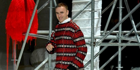 RAF SIMONS’UN MODA SEKTÖRÜ HAKKINDA AÇIKLAMALARI