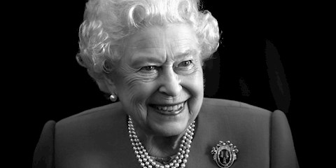 İNGİLTERE KRALİÇESİ II. ELIZABETH HAYATINI KAYBETTİ
