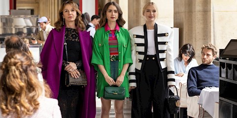  EMILY IN PARIS’İN 2. SEZONUNDAKİ ÇANTALARA YAKIN BAKIŞ