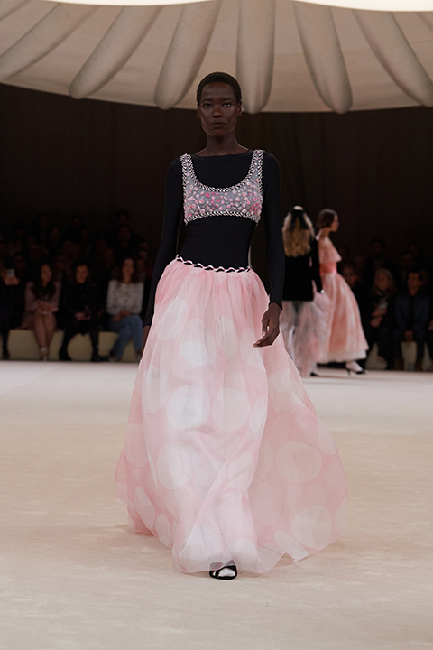 Chanel İlkbahar-Yaz 2024 Haute Couture Defilesi / 49