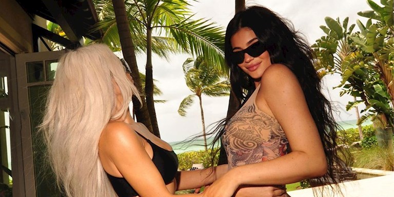 KYLIE JENNER’IN 25. DOĞUM GÜNÜ KUTLAMALARI