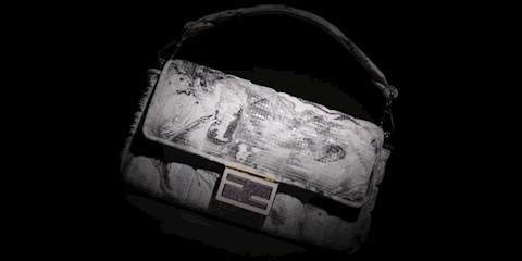ÖZEL HABER: FENDI, BAGUETTE HOLIDAY EDITION'I KUTLUYOR
