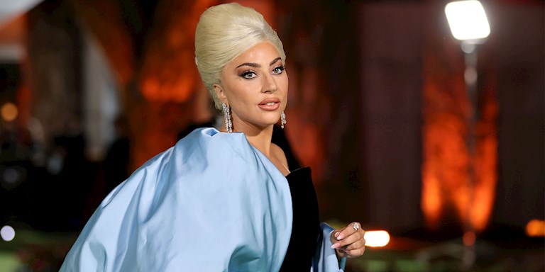 LADY GAGA’NIN GÖZ KAMAŞTIRICI YÜKSEK MODA STİLİ