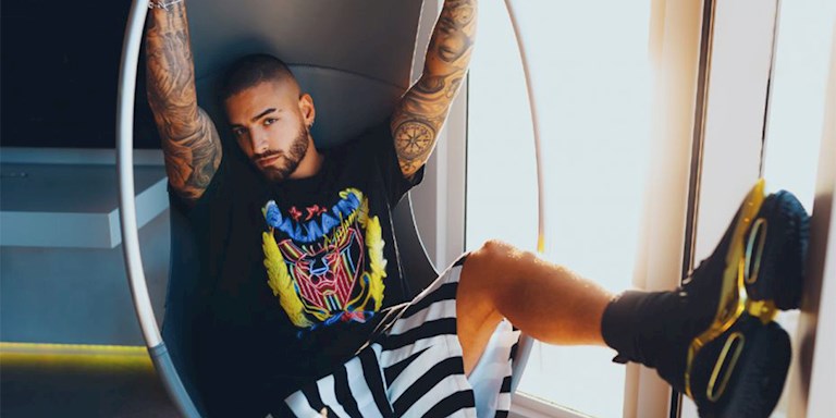 BALMAIN VE MALUMA’DAN 90’LAR İLHAMLI BİR KOLEKSİYON