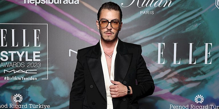 BORAN KUZUM'UN KIRMIZI HALI STİLİ 