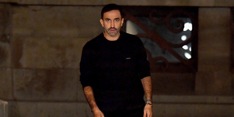 RICCARDO TISCI YENİ BİR KREATİF SERİ HAZIRLIYOR