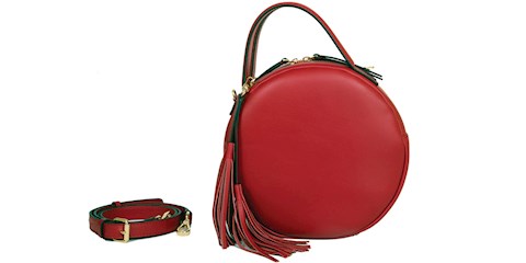 GÜÇLÜ HİSSETTİREN TASARIMLARIYLA TARA FOLKS 