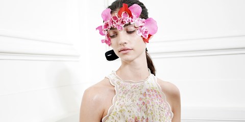 AKNEYLE MÜCADELEDE ÇAY AĞACI YAĞI ETKİSİ