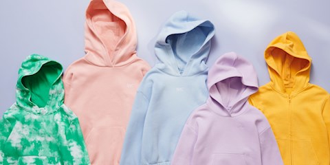 H&M PLASTİK ATIKLARI ÇOCUK KIYAFETİNE DÖNÜŞTÜRÜYOR