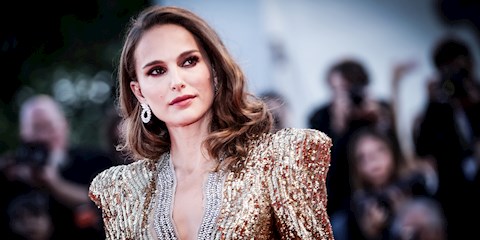 NATALIE PORTMAN YENİ MISS DIOR KAMPANYASINDA